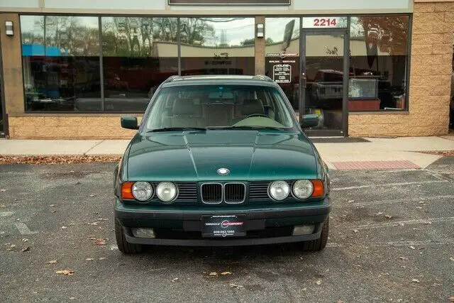 525 wagon 2 owner free shipping warranty clean collector finance luxury classic