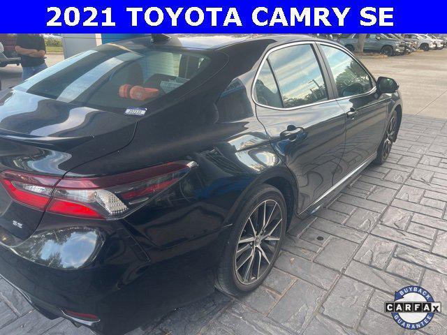 2021 toyota camry se