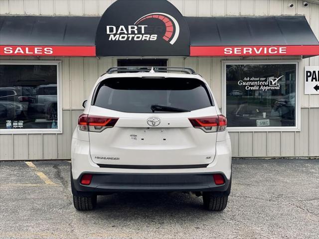 2019 toyota highlander se