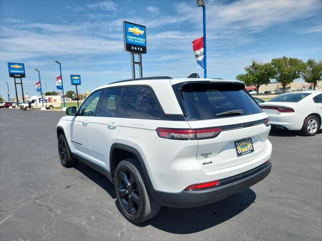 2023 jeep grand cherokee altitude