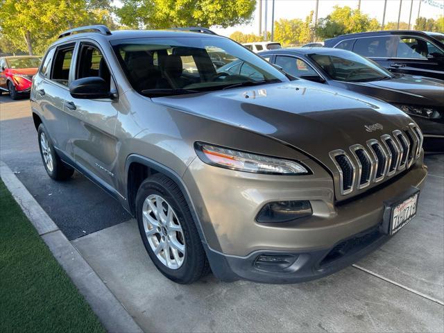 2017 jeep cherokee sport