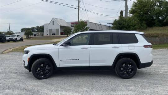new 2024 jeep grand cherokee l altitude x rwd