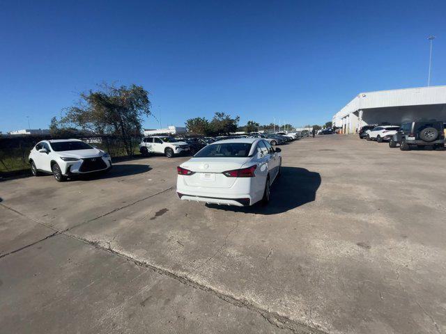 2023 nissan altima s fwd