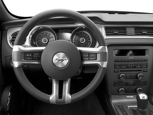 2014 ford mustang v6