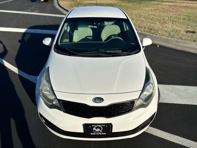2012 kia rio lx