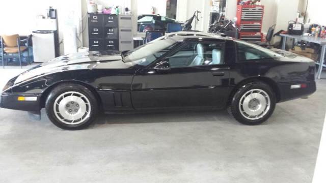 1987 chevrolet corvette base 2dr hatchback manual 4-speed rwd v8 5.7l gasoline