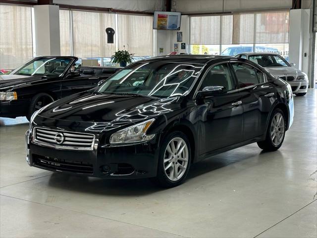 2014 nissan maxima s