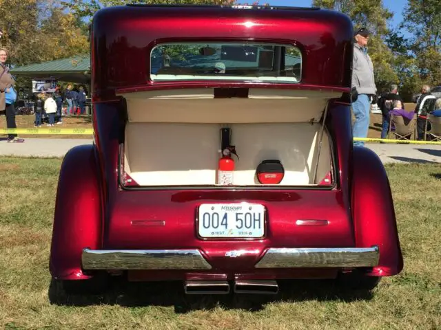 1932 chevrolet sedan coupe