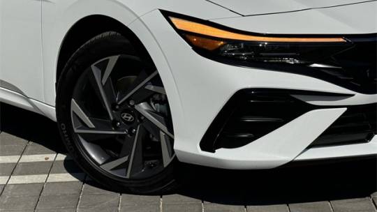 2024 Hyundai Elantra