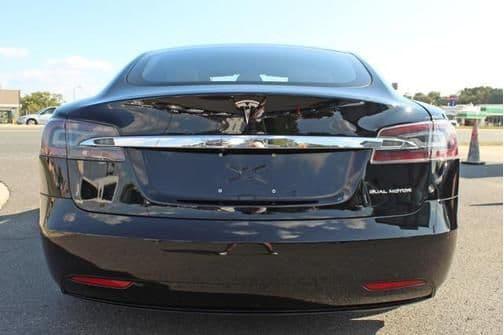2020 tesla model s in chicago, illinois