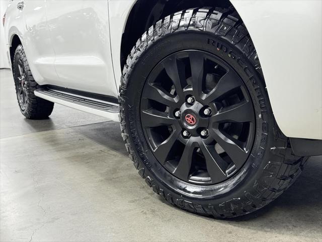 2012 toyota sequoia platinum
