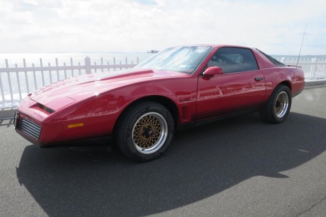 1984 pontiac trans am red over $30000 invested (no reserve)!!!!