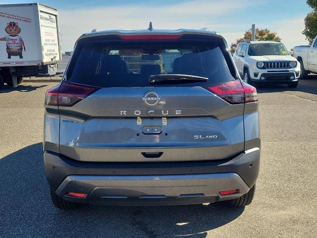 2023 nissan rogue sl
