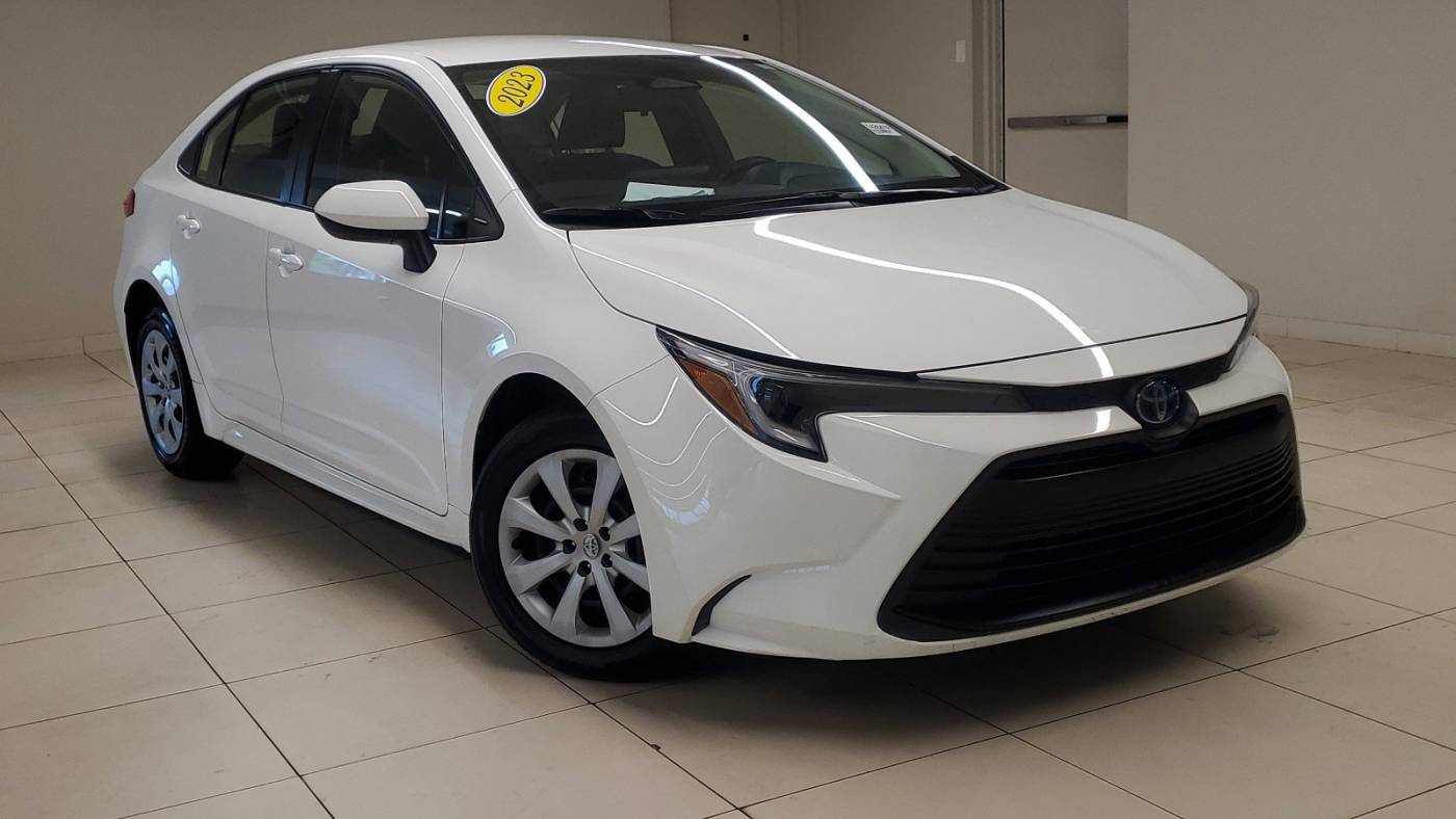 2023 toyota corolla hybrid le