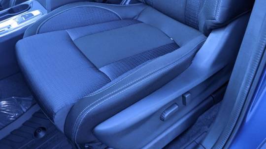 2021 subaru ascent premium 8-passenger