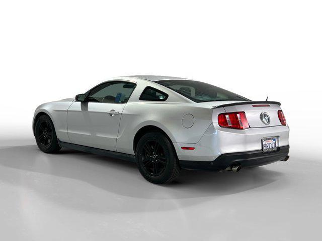 2012 ford mustang v6