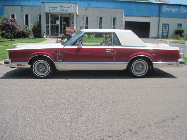 1982 lincoln mark vi sedan 2-door 5.0l bill blass edition
