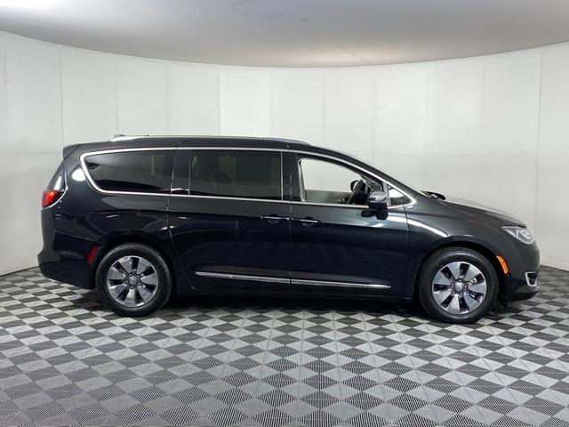 2019 chrysler pacifica hybrid in phoenix, arizona