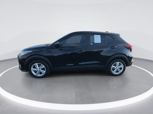 2023 nissan kicks s