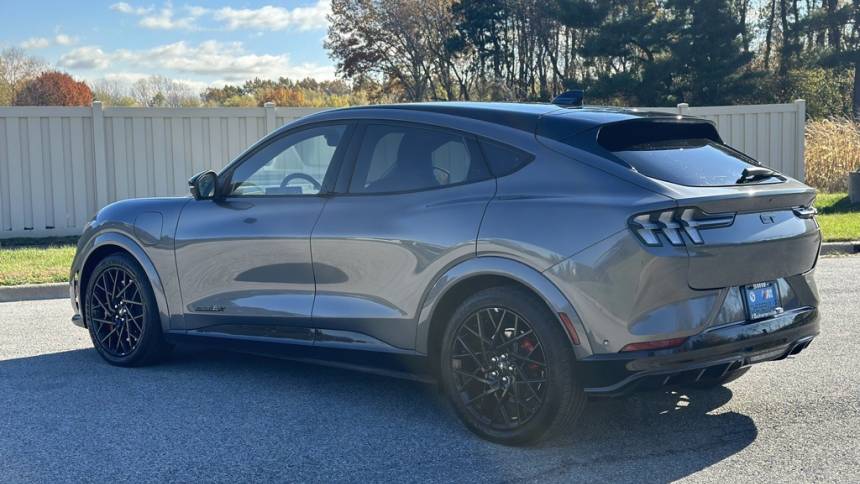 2023 ford mustang mach-e gt