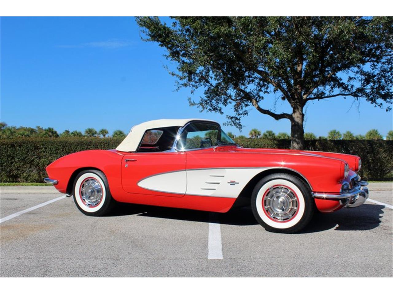 1961 chevrolet corvette