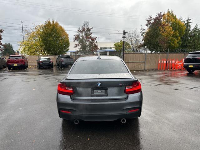 2016 bmw m2 base