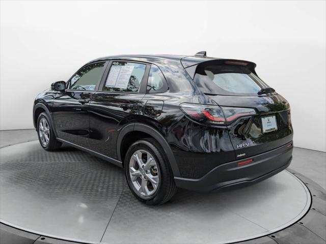 2023 honda hr-v lx