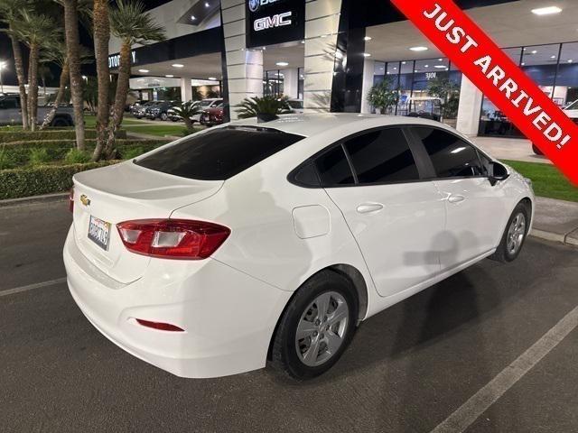 2018 chevrolet cruze ls