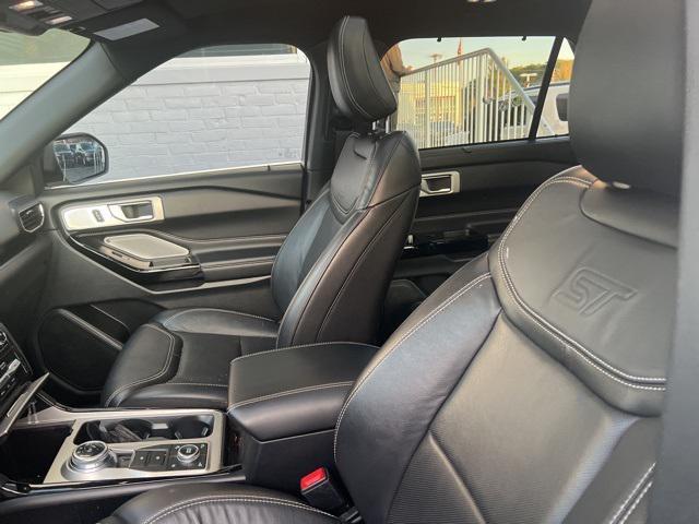 2021 ford explorer st