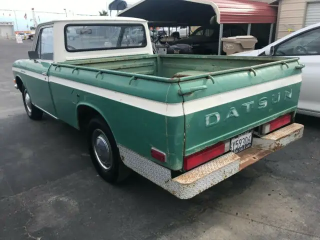 1972 datsun 520 - 521 pickup