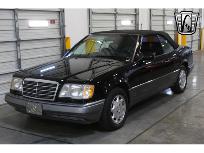 1995 mercedes-benz 320 in o'fallon, illinois