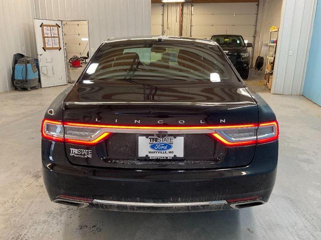 2017 lincoln continental select