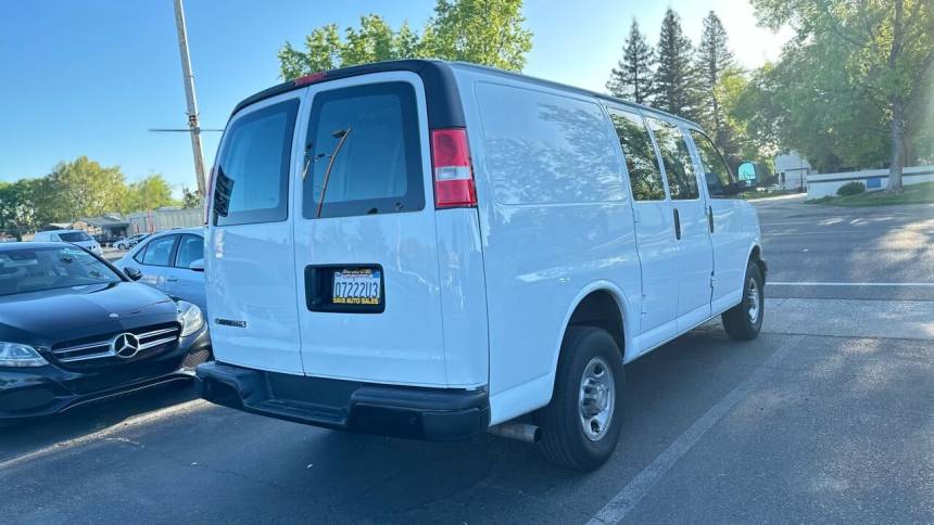 2021 chevrolet express 2500