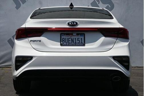 2021 kia forte