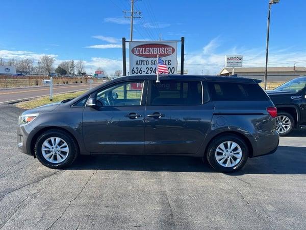 2017 kia sedona in chicago, illinois