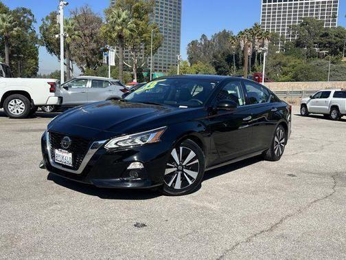 2020 nissan altima