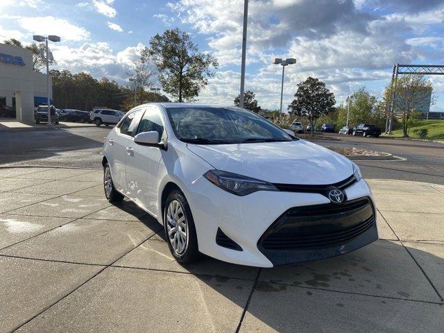 2019 toyota corolla le