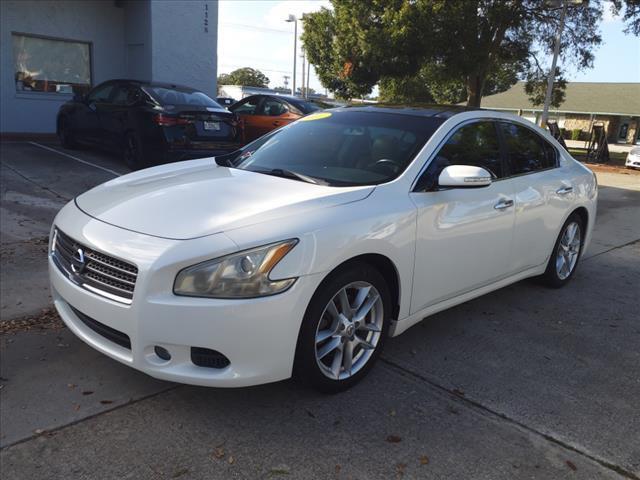 2011 nissan maxima sv