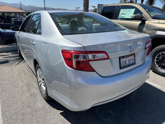 2012 toyota camry le