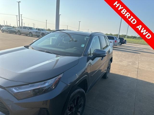 2023 toyota rav4 hybrid se