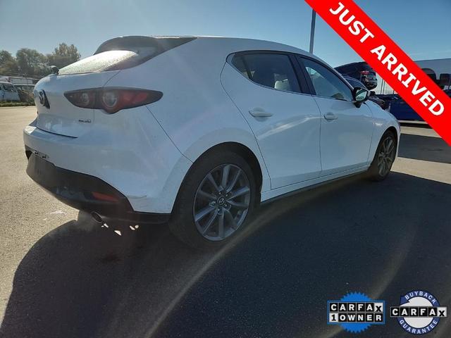 2022 mazda mazda3 fwd w/preferred package