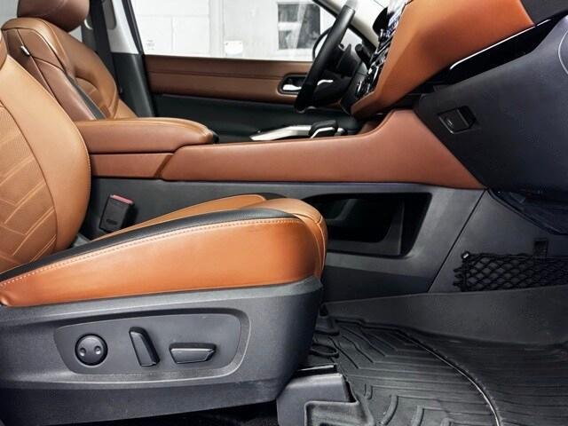 2023 nissan pathfinder platinum