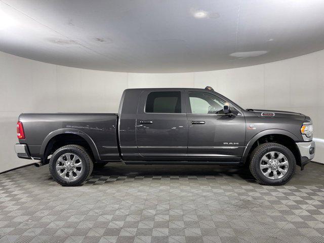 2022 ram 3500 limited mega cab 4x4 6'4' box