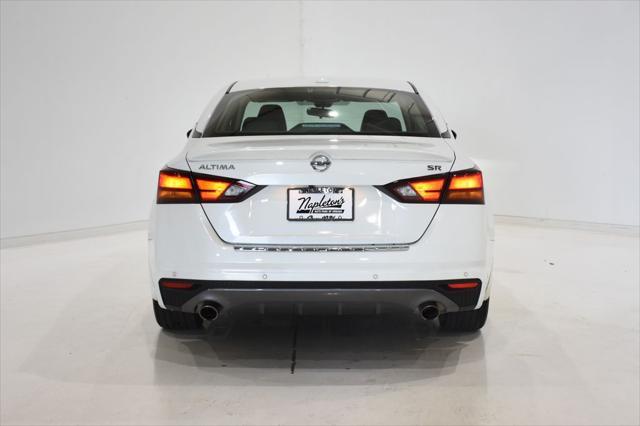 2022 nissan altima sr fwd