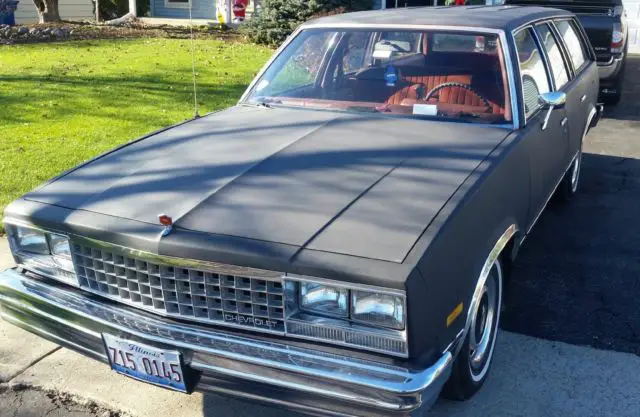 1982 chevrolet malibu classic station wagon driver