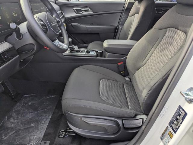 2023 kia sportage lx