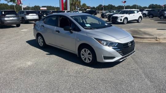 2024 Nissan Versa 1.6 s
