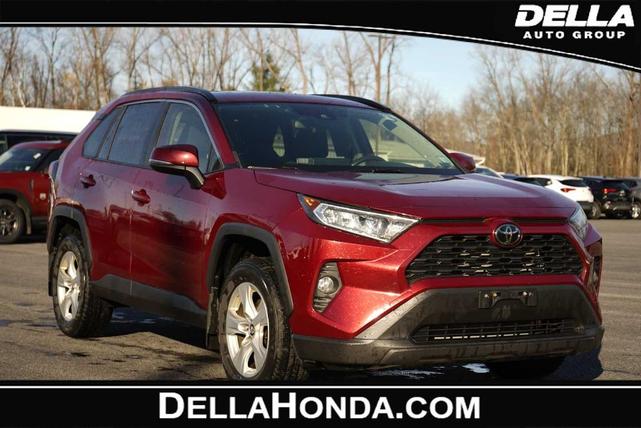 2019 toyota rav4 xle