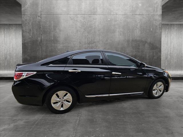 2013 hyundai sonata hybrid base