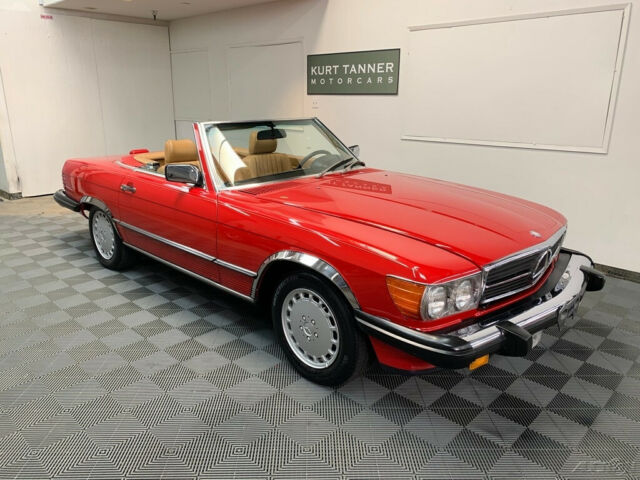 1988 mercedes benz 560 sl. 100% original paint, top, interior. clean carfax